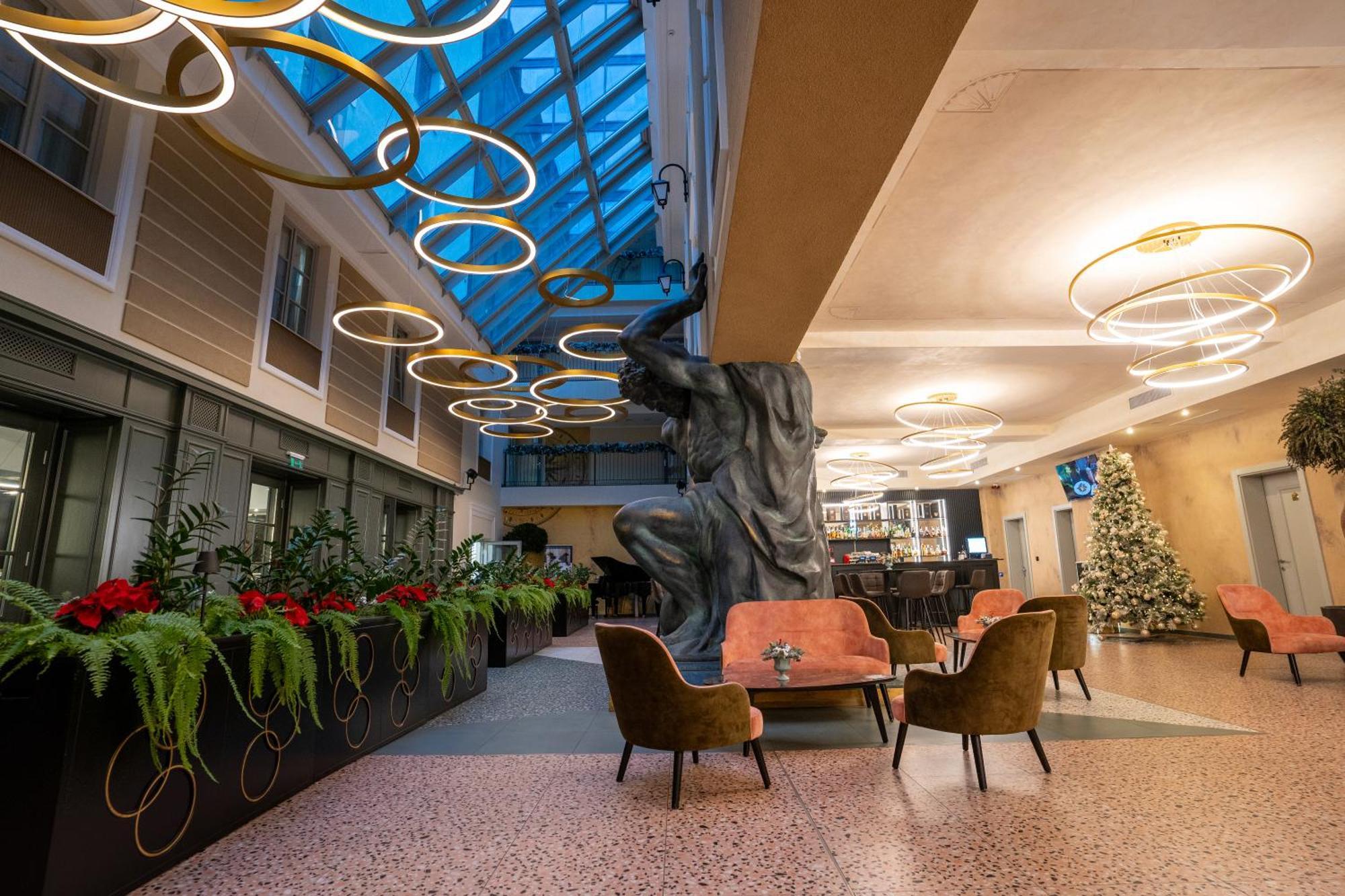 Atlas Hotel Timişoara Extérieur photo
