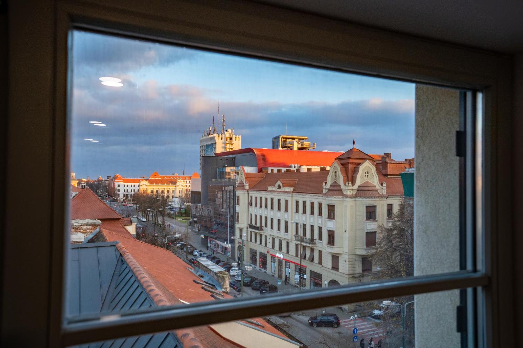 Atlas Hotel Timişoara Extérieur photo