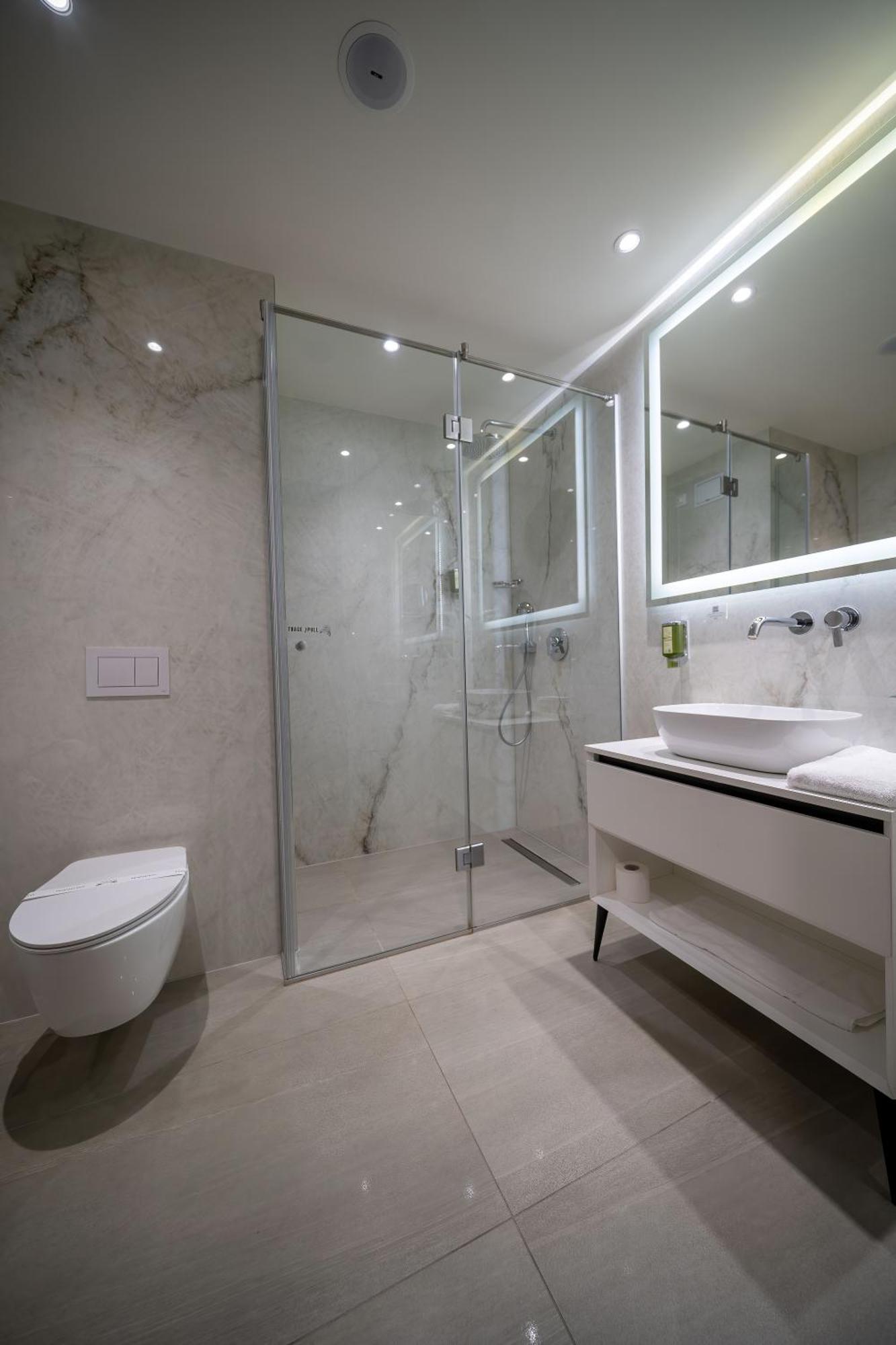 Atlas Hotel Timişoara Extérieur photo