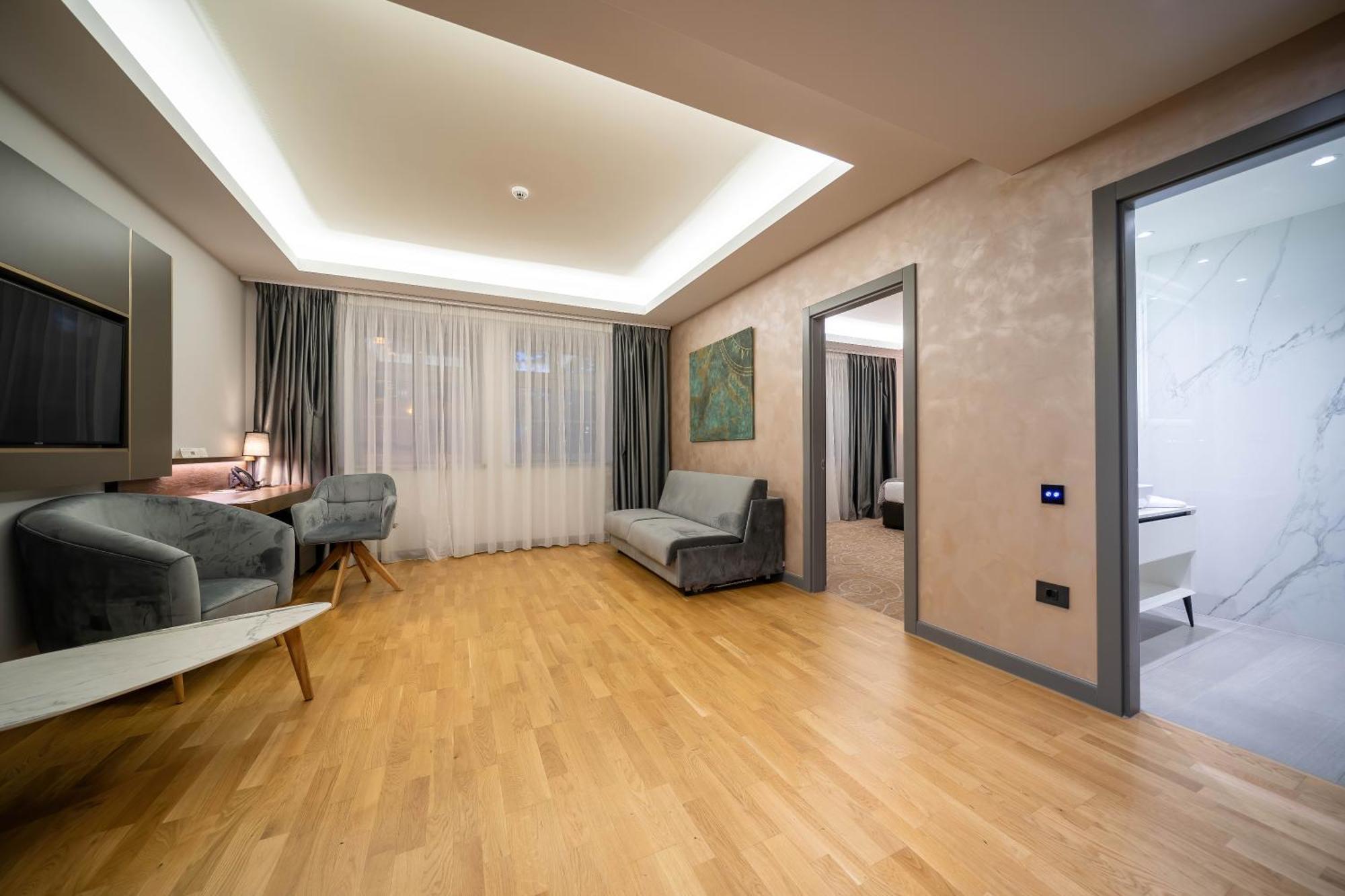 Atlas Hotel Timişoara Extérieur photo