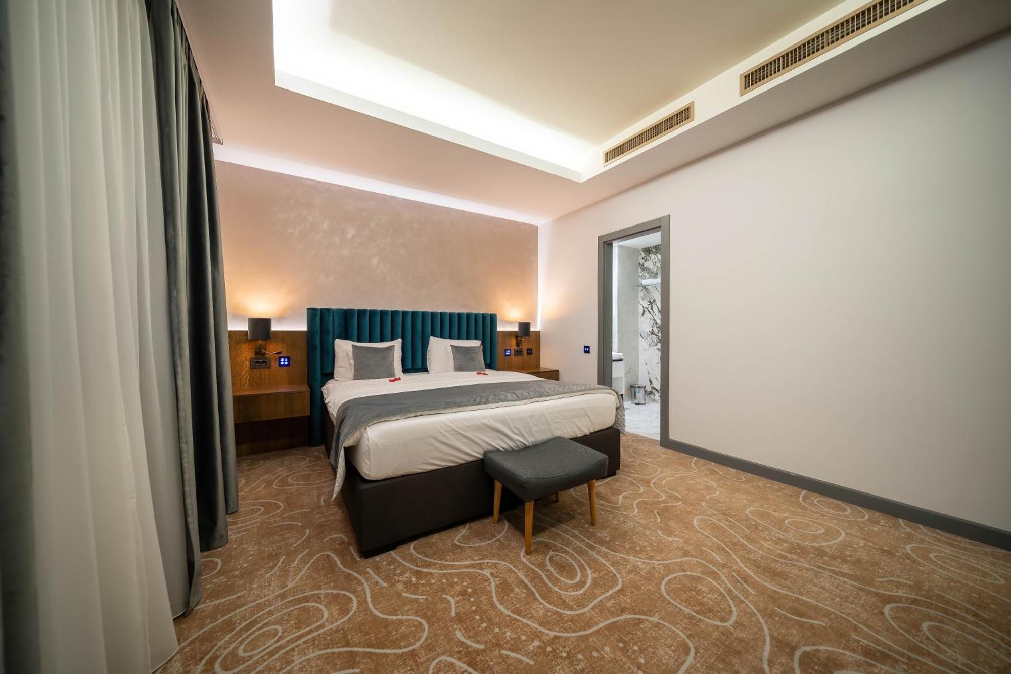 Atlas Hotel Timişoara Extérieur photo